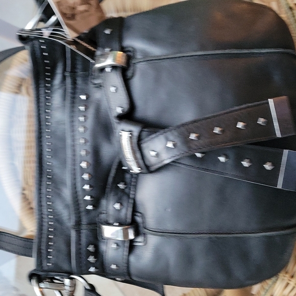 B.Makowsky black leather with silver studs shoulder bag - Picture 8 of 16